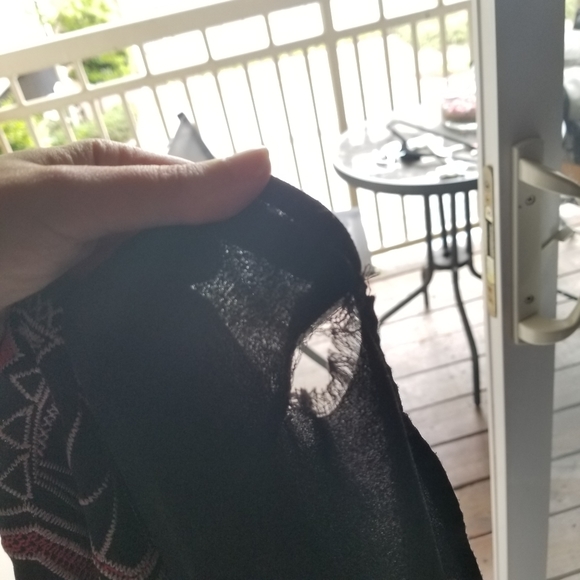 Tobi Black maxi embroidered dress - Picture 4 of 8